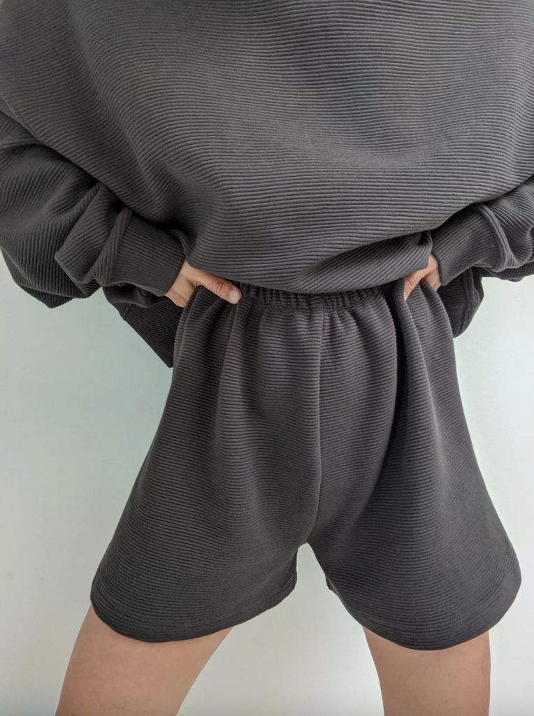 Chloe Rippled Cotton Short, Faded Black